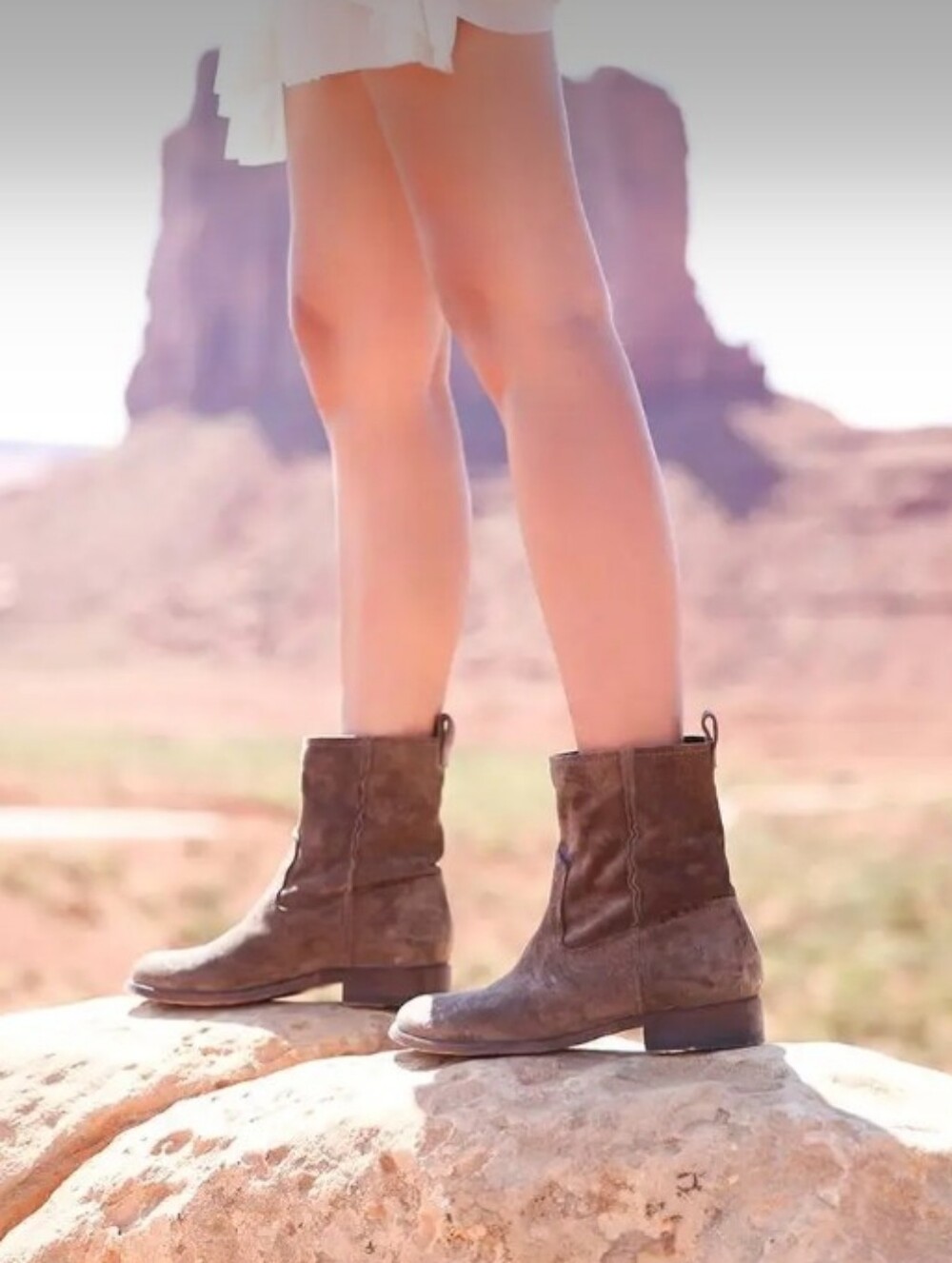 FRYE Oiled Suede Slouchy Short Boots Taupe Boho Ankle Western Pull On Raw Edge 8